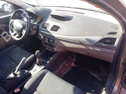 Hanskerom RENAULT MEGANE III Hatchback (BZ0/1_, B3_) 1.5 dCi (86 hp) 23885345