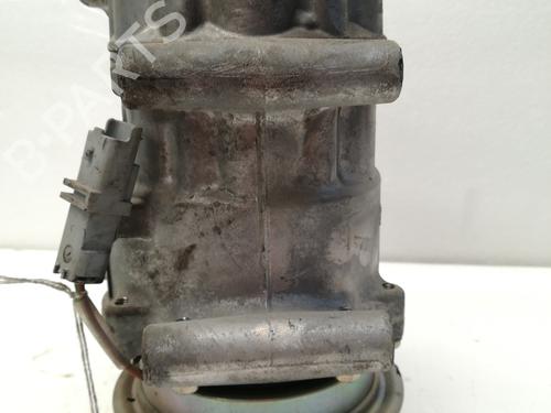 Used AC compressor RENAULT CLIO III (BR0/1, CR0/1) 1.2 16V Hi-Flex (BR1U, CR1U) (75 hp) 9354471