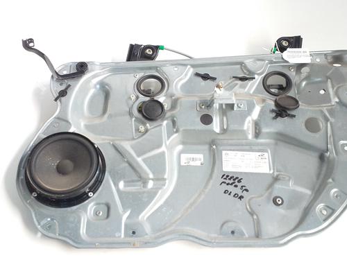 Alzavetro anteriore destra VW POLO (9N_, 9A_) 1.2 12V (64 hp) 10103093