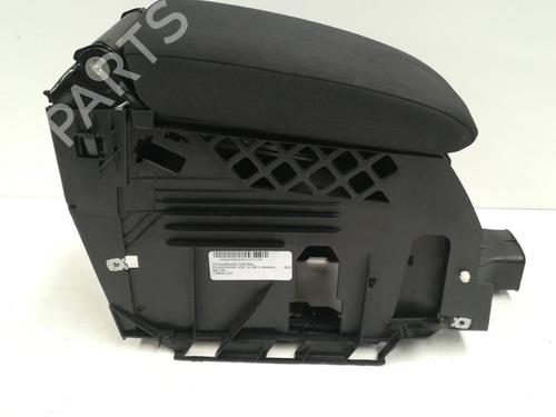 Used Armrest / Center console VW GOLF VI (5K1) 1.6 TDI (105 hp) 9357911