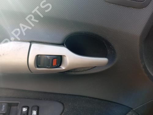 Venstre fortil invendig håndtag TOYOTA AURIS (_E15_) [2006-2012]  25333573