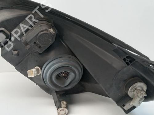 Right headlight CITROËN XSARA PICASSO (N68) 2.0 HDi | BP15824414C29 