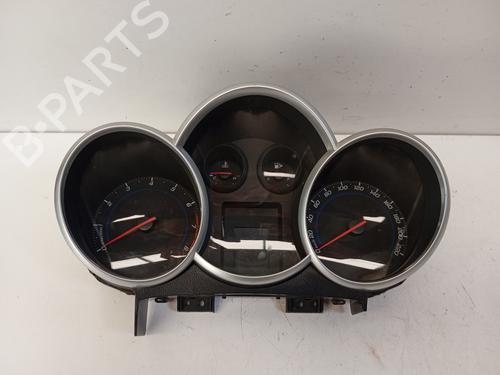 instrument-cluster-chevrolet-cruze-j300-2009-28681154 main image