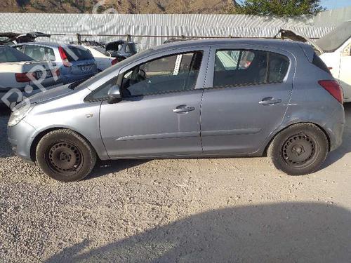 Used Front left lock OPEL CORSA D (S07) [2006-2015]  12276427