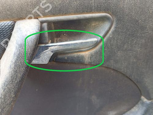 Used Front left interior door handle MERCEDES-BENZ C-CLASS (W202) [1993-2000]  24447639