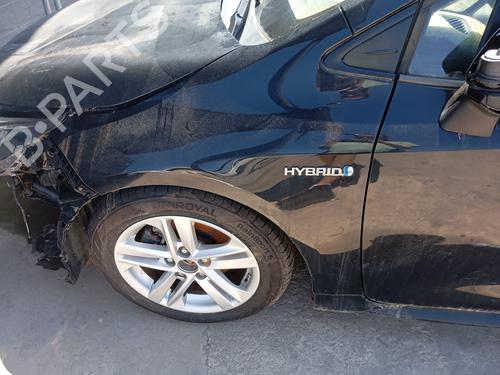 Used Left front fenders TOYOTA COROLLA Saloon (_E21_) 1.6 VVTi (ZRE210) (122 hp) 29998376