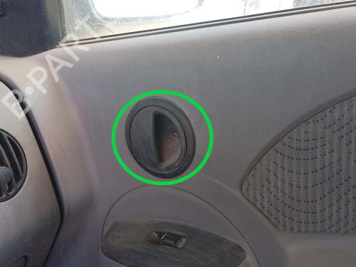 Used Front right interior door handle CHEVROLET AVEO / KALOS Hatchback (T200) 1.4 16V (94 hp) 16227990