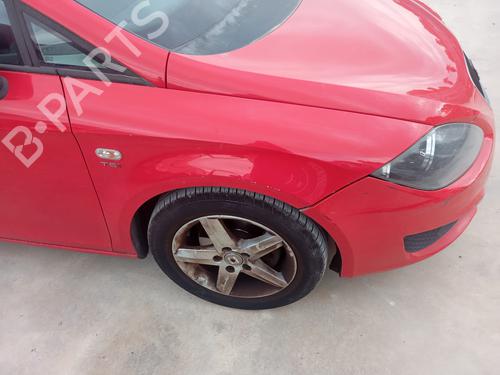 Used Right front fenders SEAT LEON (1P1) [2005-2013]  30764480