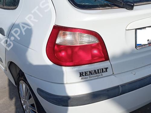 Used Left taillight RENAULT MEGANE I (BA0/1_) 1.4 16V (BA0D, BA1H, BA0W, BA10) (95 hp) 28478083