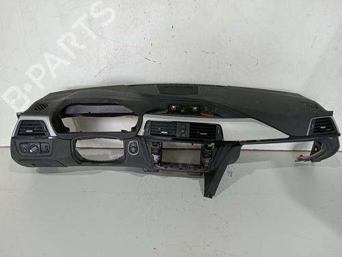 Used Dashboard BMW 4 Gran Coupe (F36) 420 d (190 hp) 25729390