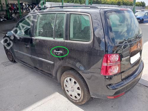Venstre bak utvendig håndtak VW TOURAN (1T1, 1T2) 1.9 TDI (105 hp) 17965196