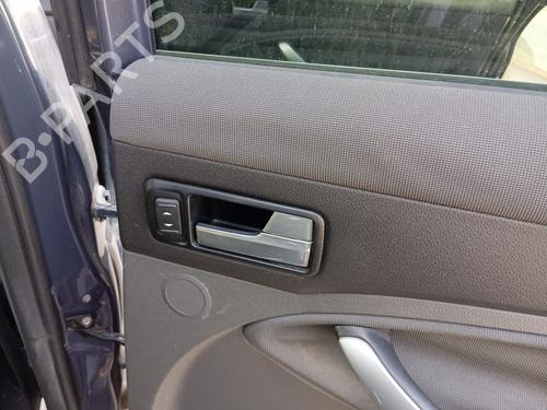 Used Right rear window switch FORD KUGA I [2008-2012]  21054783