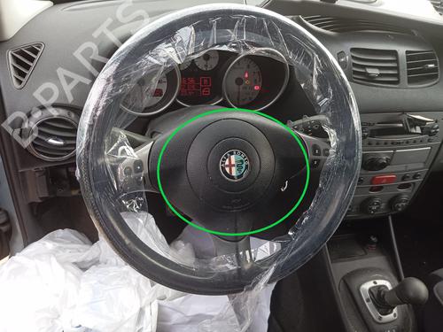 Used Driver airbag ALFA ROMEO 147 (937_) 2.0 16V T.SPARK (937.AXA1, 937.AXC1, 937.BXC1) (150 hp) 23038612
