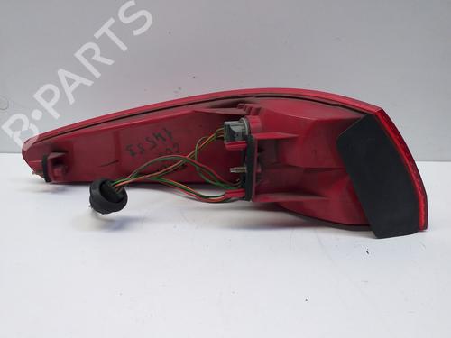 Right taillight PEUGEOT 607 (9D, 9U) 2.7 HDi 24V | BP23224165C35 