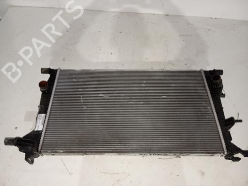 Used Water radiator RENAULT MEGANE CC (EZ0/1_) 1.9 dCi (EZ0J, EZ1S) (131 hp) 32292950