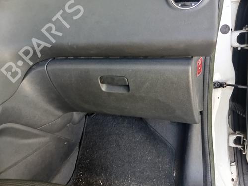 Used Glove box PEUGEOT 5008 (0U_, 0E_) 1.6 HDi (112 hp) 28702956