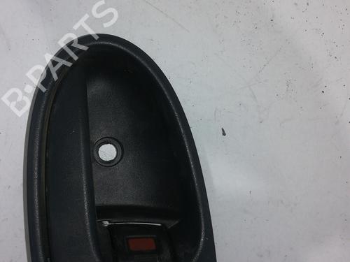 Used Front right interior door handle Front right interior door handle TOYOTA YARIS (_P9_) [2005-2014] 17192112 17192112