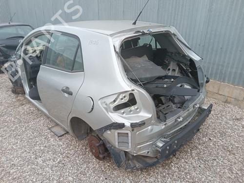 Poignée extérieure arrière gauche TOYOTA AURIS (_E15_) 1.4 D-4D (NDE150_) (90 hp) 17132760