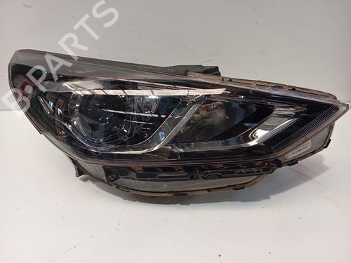 Used Right headlight HYUNDAI i30 (PDE, PD, PDEN) [2016-2025]  30111190