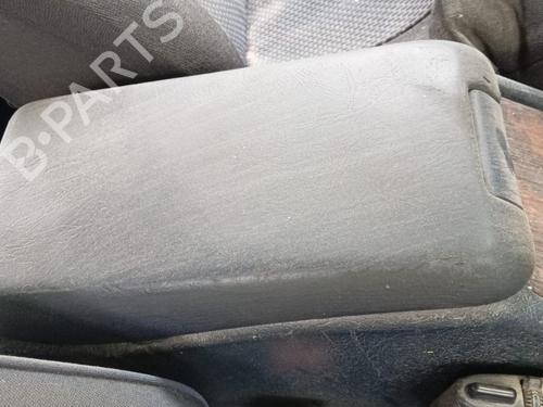 Used Armrest / Center console MERCEDES-BENZ E-CLASS (W210) E 300 Turbo-D (210.025) (177 hp) 24366260
