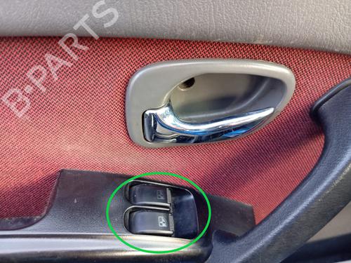 Interrupteur de vitre avant gauche HYUNDAI ATOS (MX) 1.1 (58 hp) 25296235