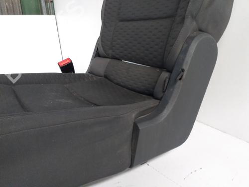 Rear seat VW TOURAN (1T1, 1T2) 2.0 TDI 16V | BP16240921C17 