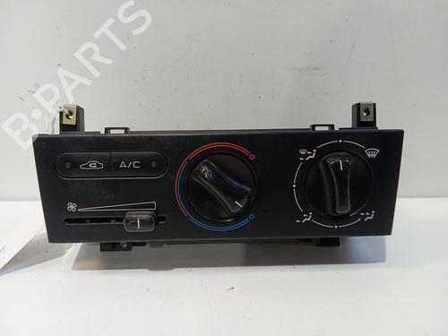 AC Styreenhet / Manøvreringsenhet PEUGEOT 406 Coupe (8C) 2.0 16V (132 hp) 22190359