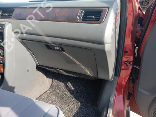 Used Glove box ROVER 400 II (RT) [1995-2000]  28484556