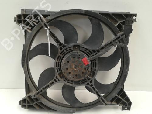 Køleventilator elektrisk HYUNDAI SANTA FÉ I (SM) 2.4 16V (146 hp) 9359230