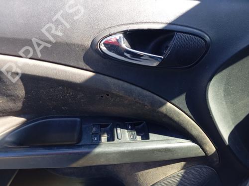 Used Left front window switch SEAT ALTEA (5P1) [2004-2015]  25203747