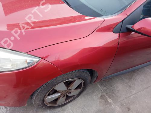 left-front-fenders-renault-megane-iii-hatchback-bz01_-b3_-2008-31762127 main image