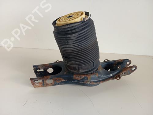 Used Left rear shock absorber Left rear shock absorber MERCEDES-BENZ E-CLASS T-Model (S212) E 350 CDI (212.225) (231 hp) 36502619 36502619