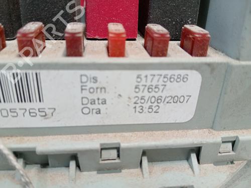 Fuse box FIAT BRAVO II (198_) 1.4 (198AXA1B) | BP17083980E1 