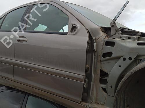 Used Front right lock MERCEDES-BENZ C-CLASS (W203) C 220 CDI (203.008) (150 hp) 12290529