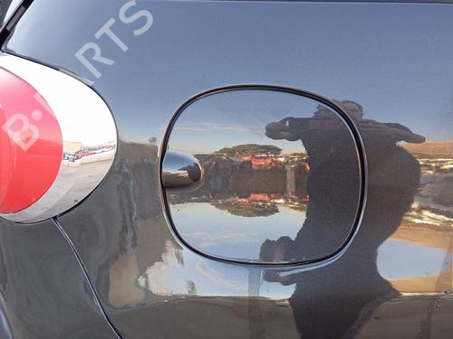 Used Fuel flap FIAT 500L (351_, 352_) 1.3 D Multijet (199.LYM11, 199.LYM1A) (95 hp) 21190706