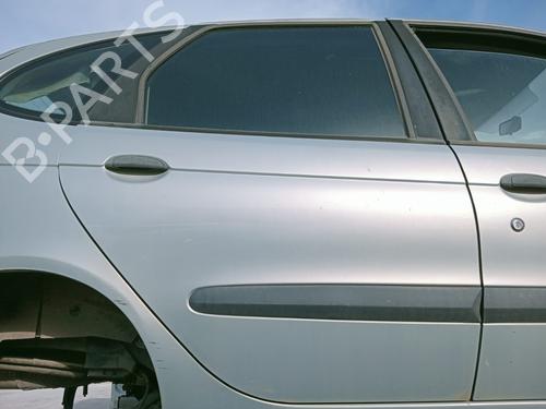 Porta trás direita RENAULT SCÉNIC I MPV (JA0/1_, FA0_) 1.9 dTi (JA1U) (80 hp) 16225136