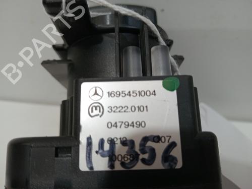 Headlight switch MERCEDES-BENZ A-CLASS (W169) A 180 CDI (169.007, 169.307) | BP18437802I24 