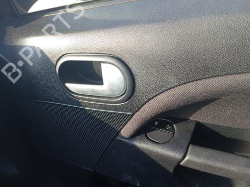 Used Front right interior door handle FORD FIESTA V (JH_, JD_) 1.4 TDCi (68 hp) 22925311