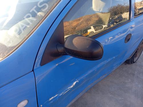Used Left mirror OPEL CORSA C (X01) 1.2 (F08, F68) (75 hp) 22348171