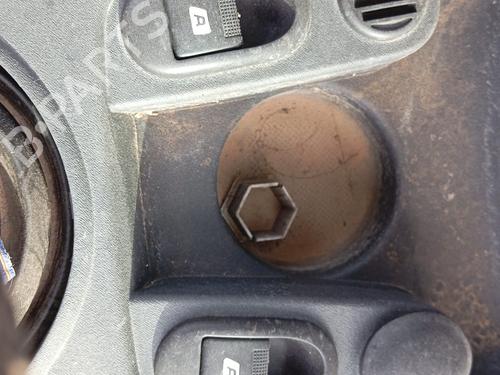 Used Left front window switch CITROËN C2 (JM_) 1.4 (73 hp) 26292070