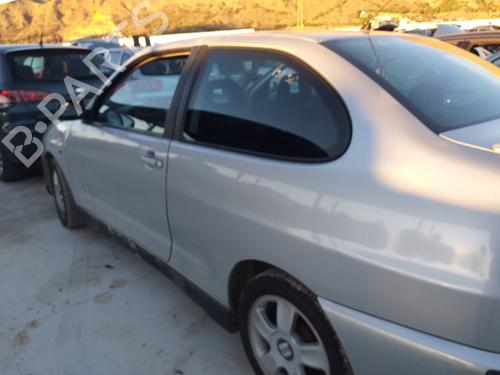 Right headlight SEAT CORDOBA (6K1, 6K2) 1.9 TDI | BP9358188C29 