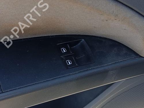 Used Left front window switch SEAT LEON (1P1) [2005-2013]  26873894