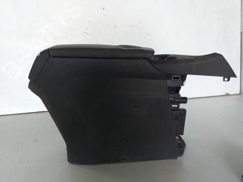 Armrest / Center console PEUGEOT 3008 II SUV (MC_, MR_, MJ_, M4_) 1.6 BlueHDi 120 | BP25743455I20 