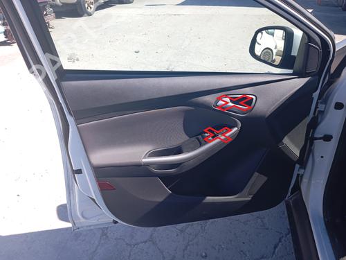 Used Front left panel FORD FOCUS III [2010-2020]  25283447