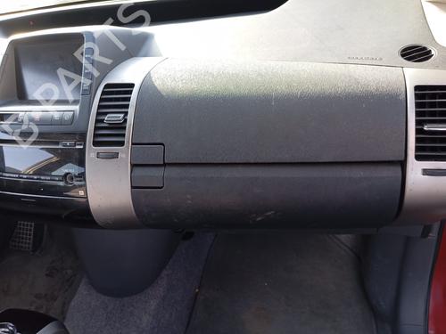 Used Glove box TOYOTA PRIUS Liftback (_W2_) 1.5 Hybrid (NHW20_, NHW20R) (112 hp) 22790203