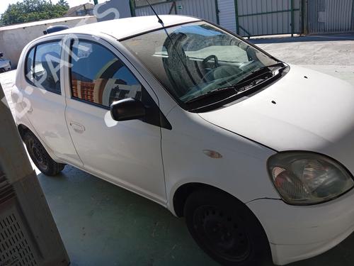 Used Right front fenders TOYOTA YARIS (_P1_) 1.3 (SCP12_, SCP13_, SCP12R, SCP13R) (87 hp) 18743441