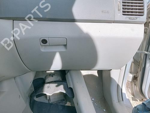 Used Glove box KIA CERATO I Saloon (LD) 1.5 CRDi (102 hp) 21570619