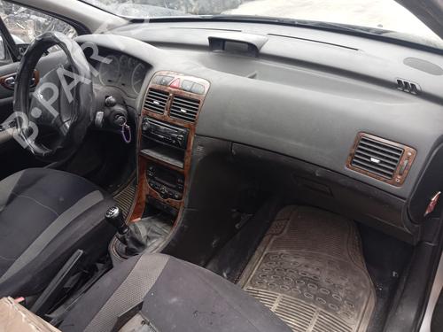 Right headlight PEUGEOT 307 (3A/C) 2.0 HDi 110 | BP30444634C29 