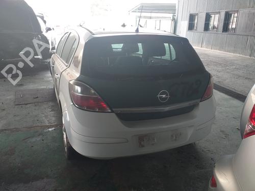 Used Left taillight OPEL ASTRA H (A04) [2004-2014]  16471924