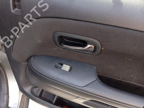 Used Right rear window switch HONDA CR-V II (RD_) 2.2 CTDi (RD9) (140 hp) 22516527